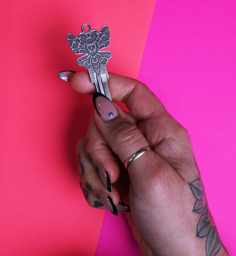 Death Moth Key - Silver