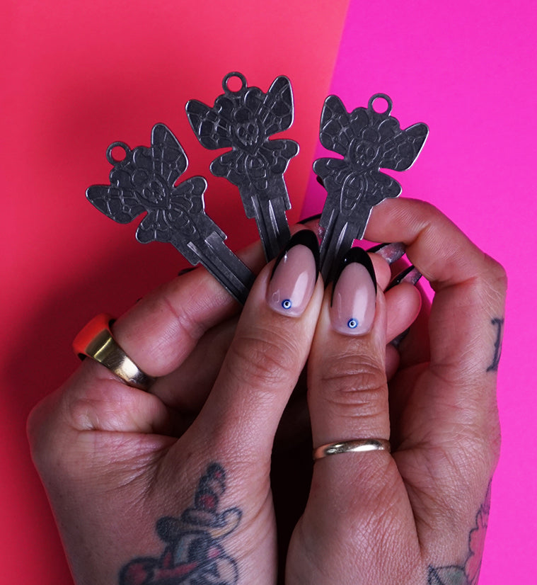 Death Moth Key - Silver