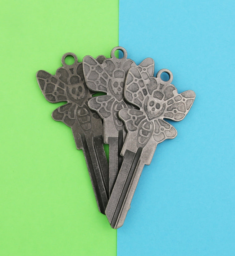 Death Moth Key - Silver