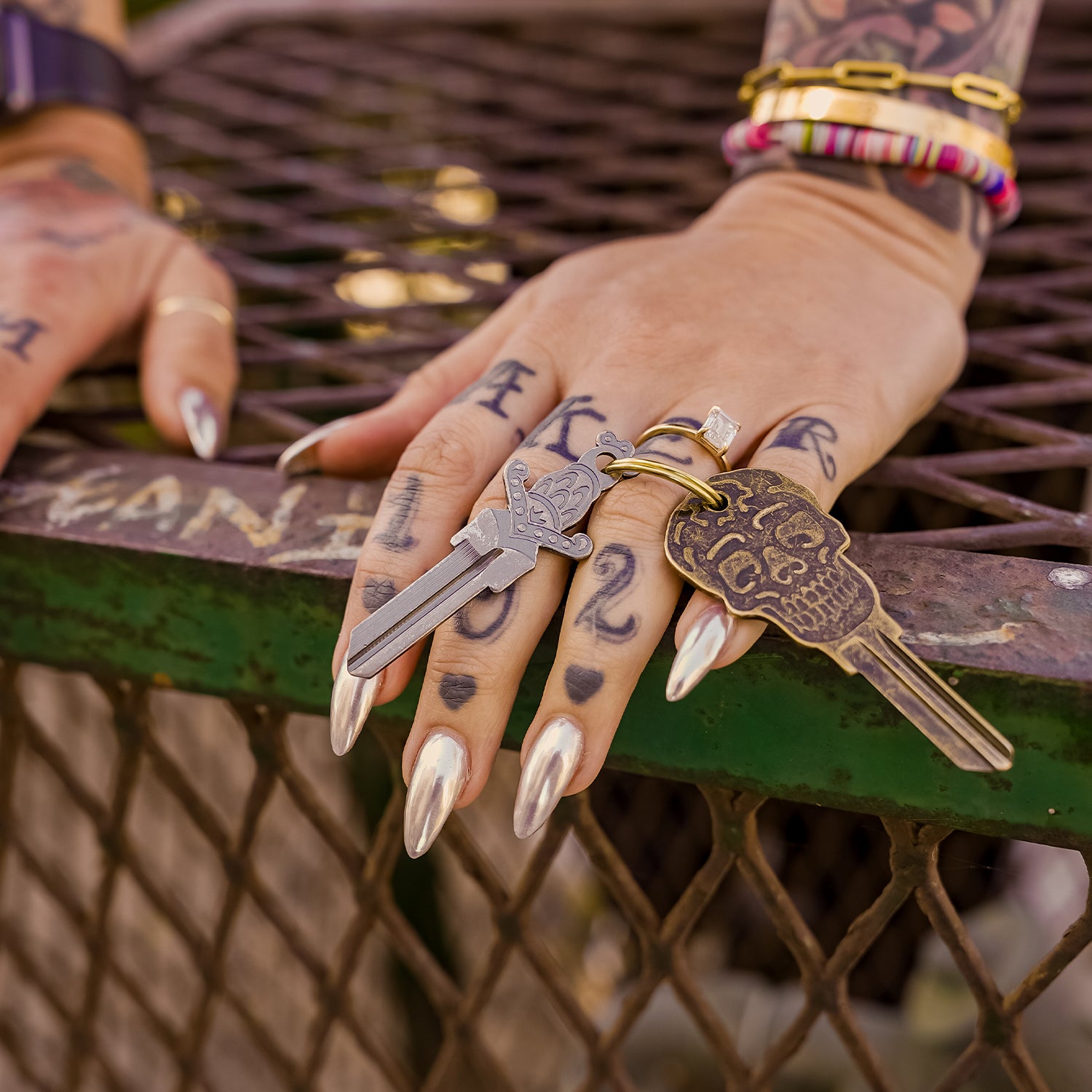 KW1 Dagger Custom Key