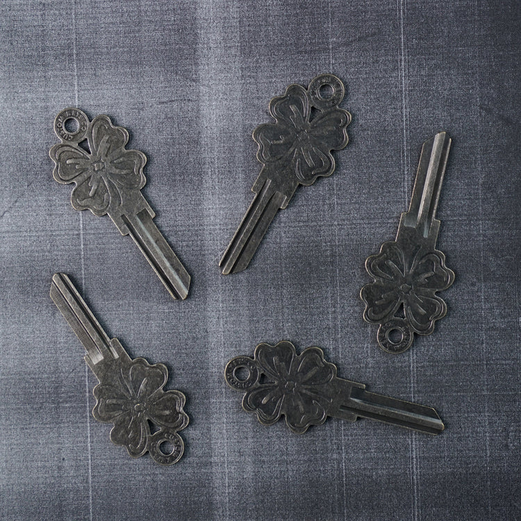 4 Leaf Clover kw1 Custom Key - Silver