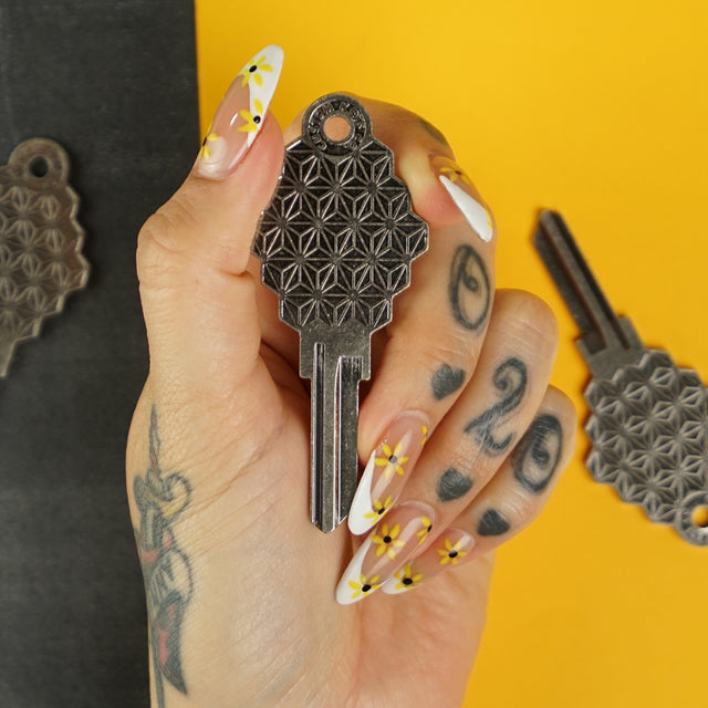 Asanoha KW1 Key - Silver