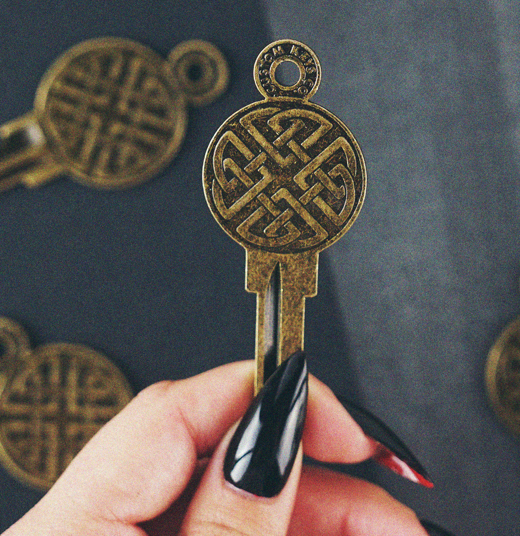 Celtic Knot Key