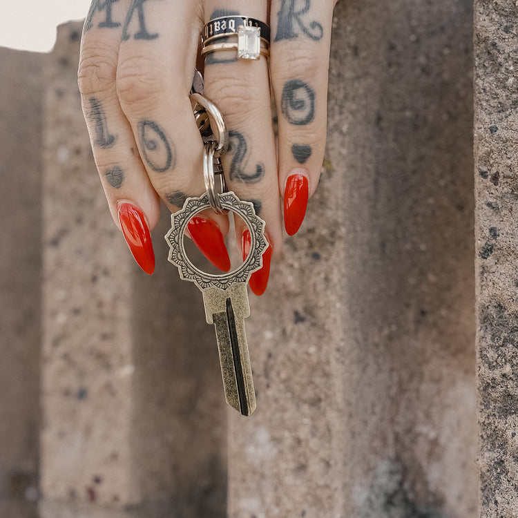 Dahlia Key In hand