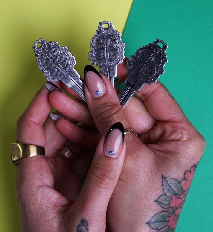 Money Bags Key - Silver KW1 – CustomKeys.com