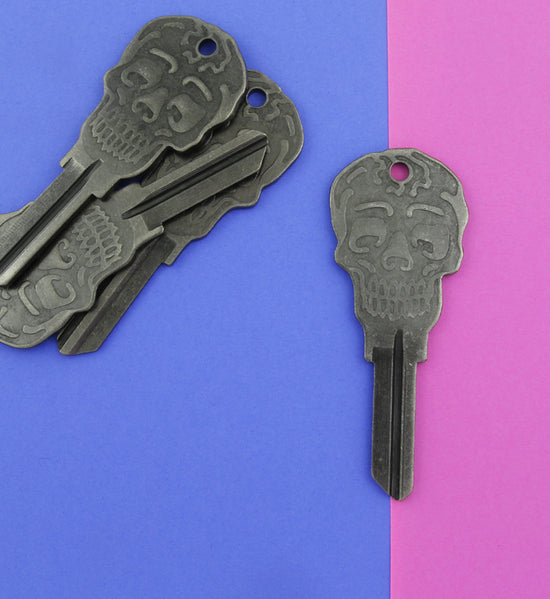 The Skeleton Key - KW1 Silver/Gold – CustomKeys.com