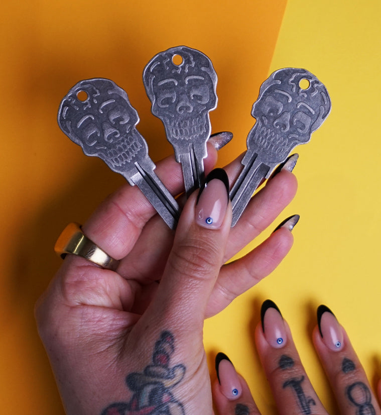 The Skeleton Key - Silver – CustomKeys.com